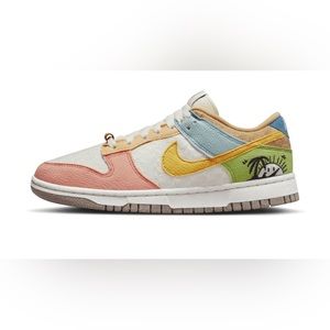 Women's Nike Dunk Low Nike Sun Club